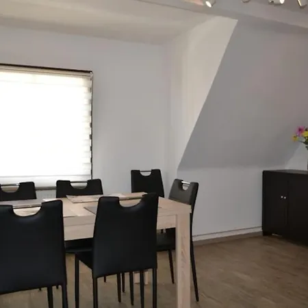 Pension,ferien, Monteurwohnung , Unterkunft,zimmer Apartman *