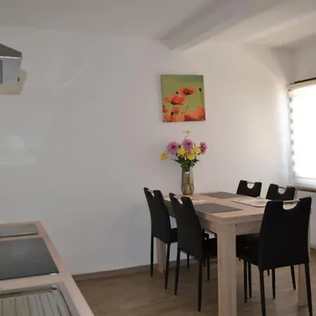 Apartman Pension,ferien, Monteurwohnung , Unterkunft,zimmer Schönebeck