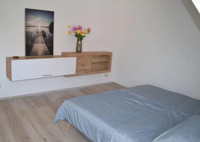 Lägenhet Pension,ferien, Monteurwohnung , Unterkunft,zimmer *